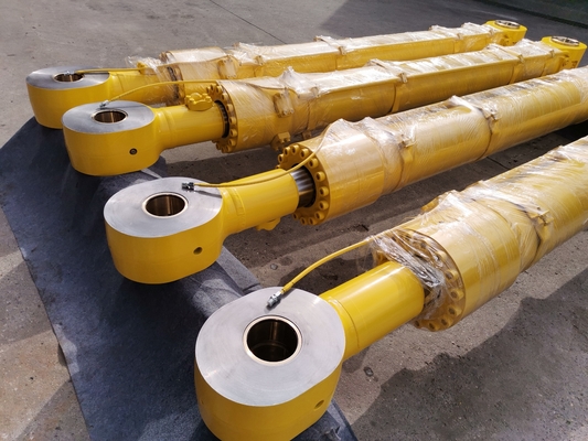 Gepersonaliseerde graafmachine onderdelen Hydraulisch Voor Komatsu 1250 Boom Bucket Cylinder